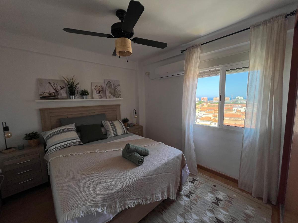 3 Bedrooms Apt With The Sea View Málaga Buitenkant foto